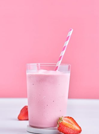 Strawberry milkshake 